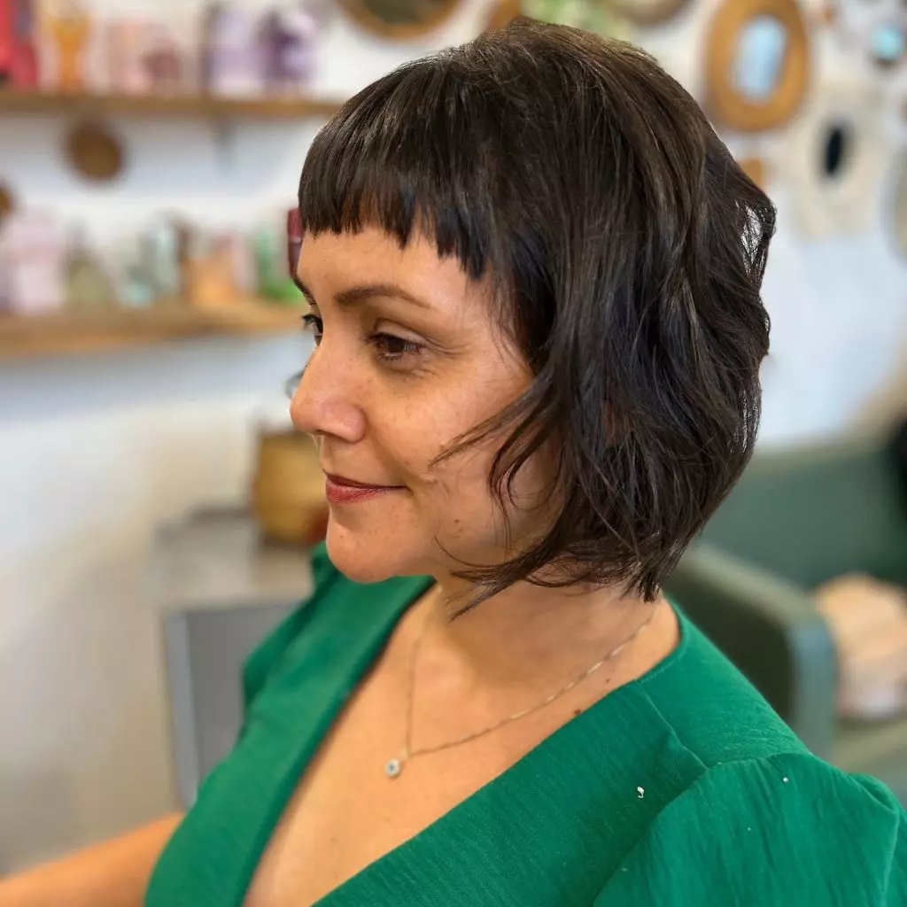 Corte Feminino Curto